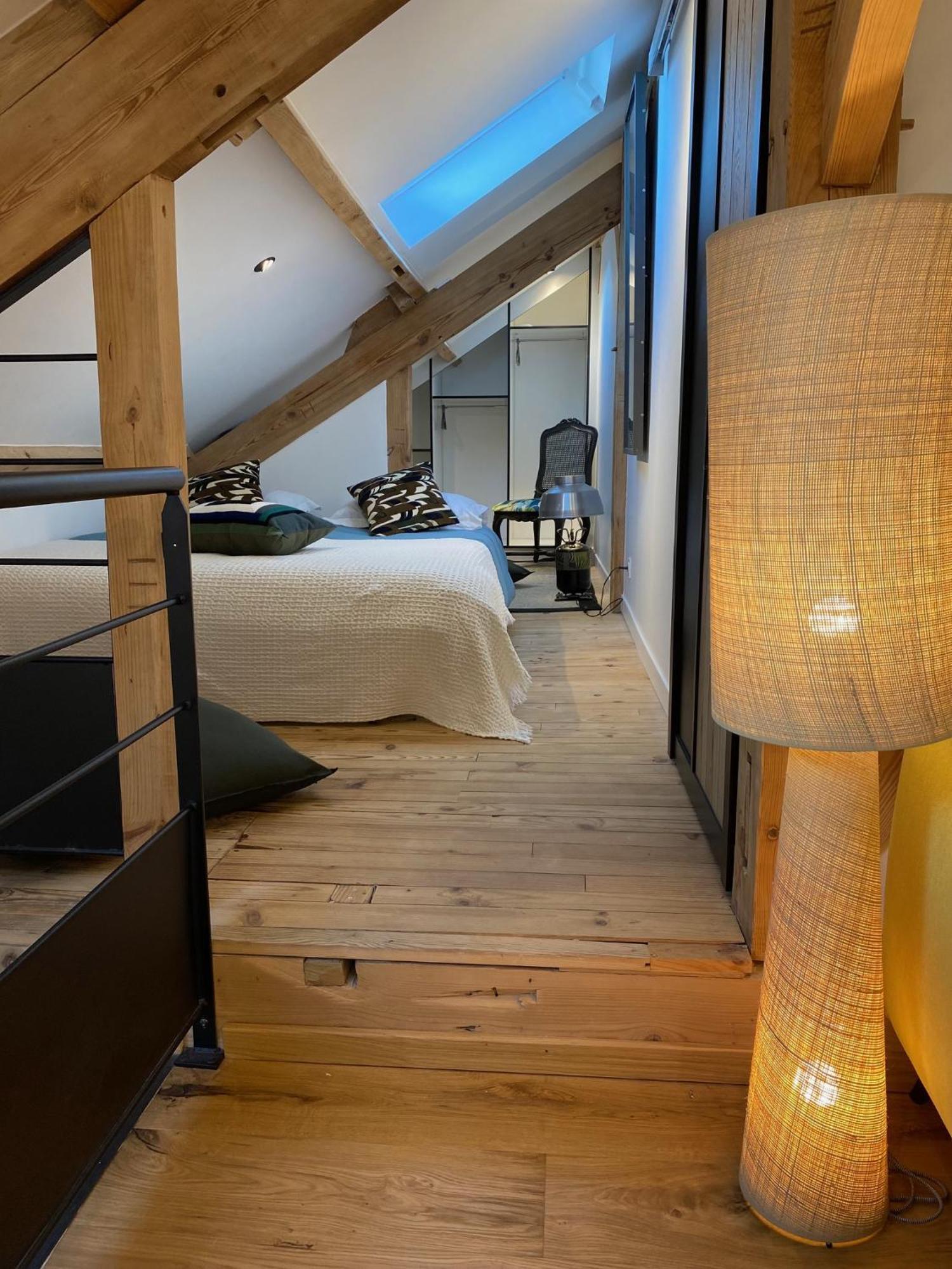 Appartement Avec Terrasse & Parking Sarlat Centre Екстериор снимка